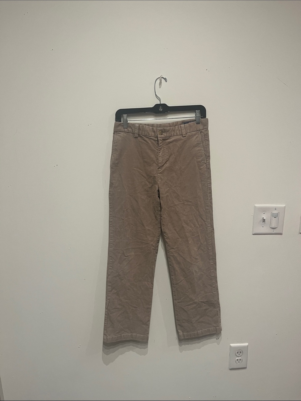 Big Boys Vineyard Vines Straight Chinos in Taupe